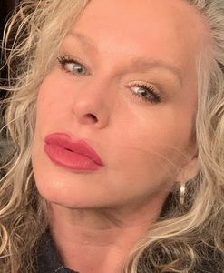 Meet your Posher, Deborah